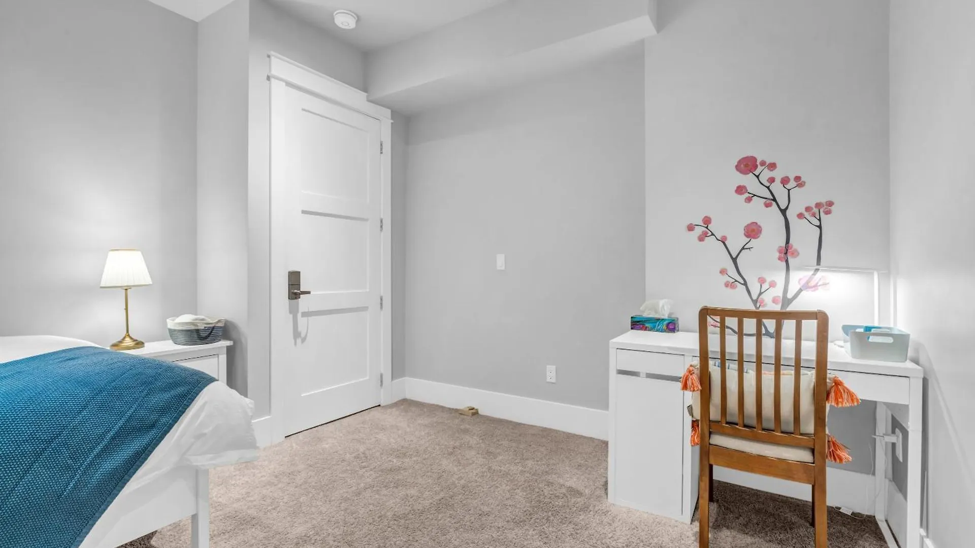 Vancouver West Cozy Retreat By Host Launch カナダ