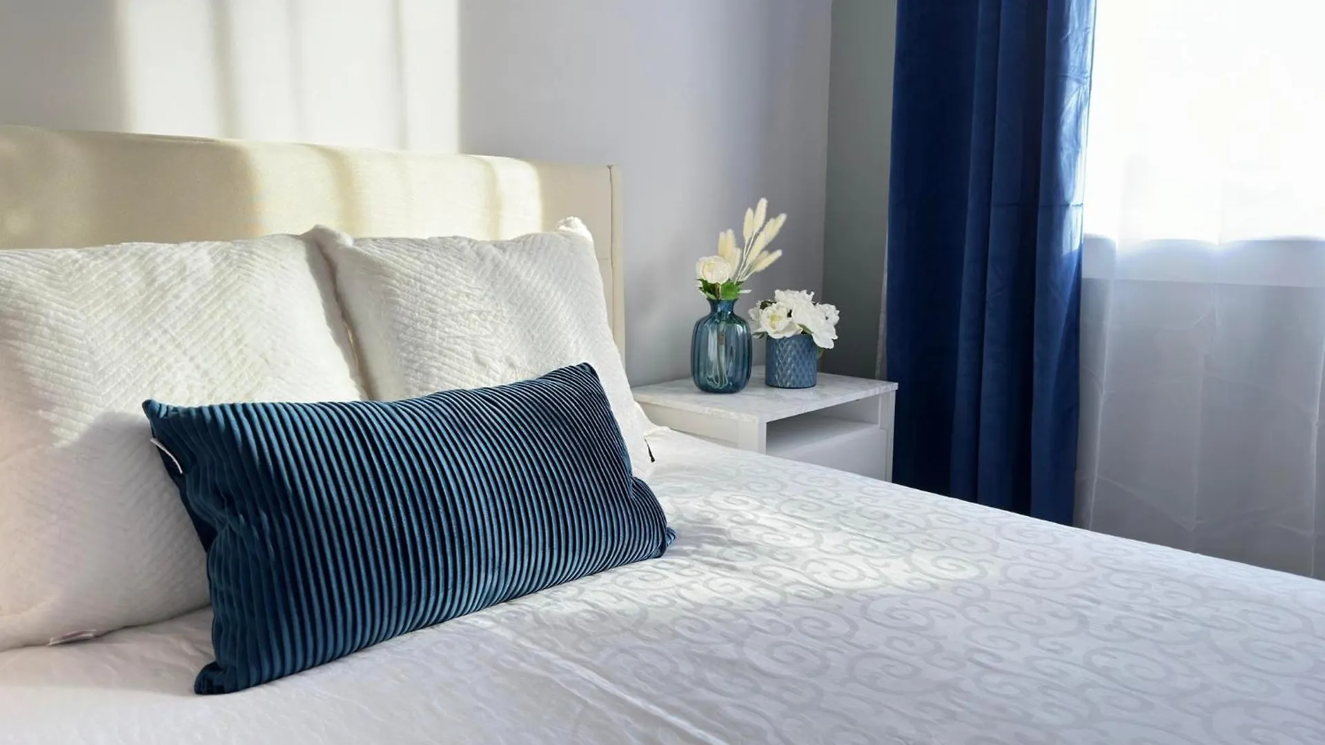 بيت ضيافة Vancouver West Cozy Retreat By Host Launch